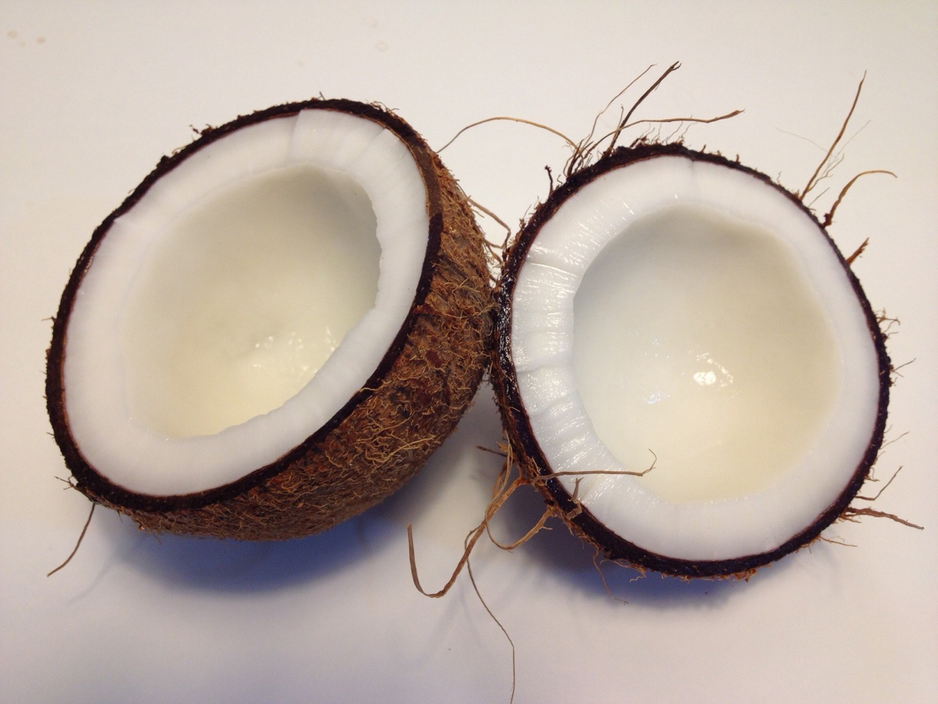 Coconut Oil Benefits for Skin and Hair